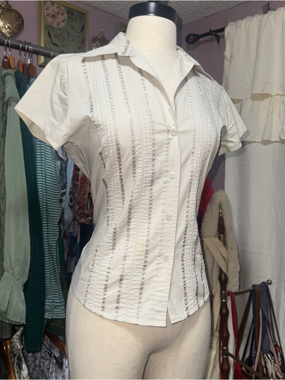 Vintage Y2K cream button up blouse ruched fitted short sleeve top Size S